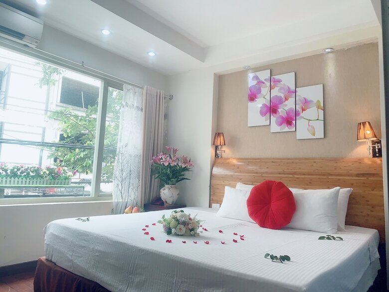 Bed & Breakfast B & B Hanoi Hotel & Travel