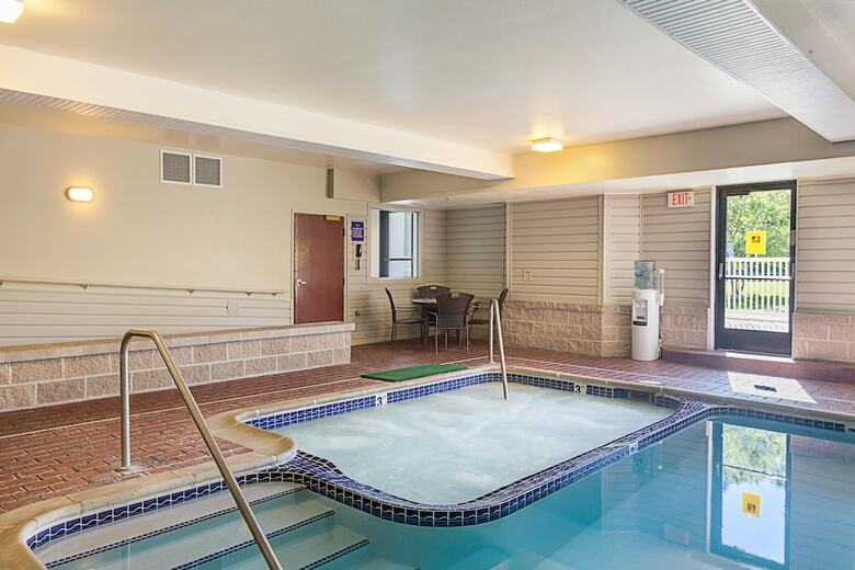 Hotel Sleep Inn & Suites Acme - Traverse City