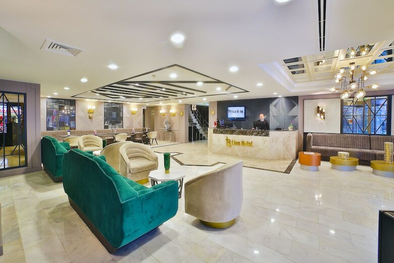Lion Hotel