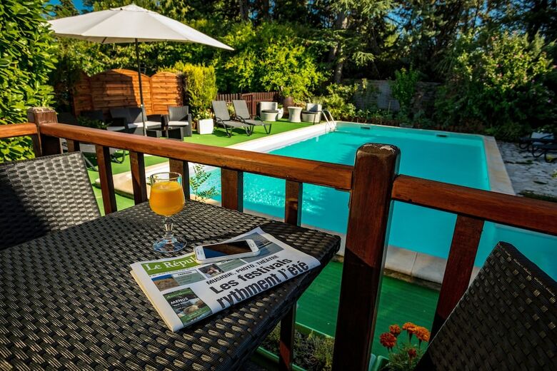 Hotel Auberge D'uz�s
