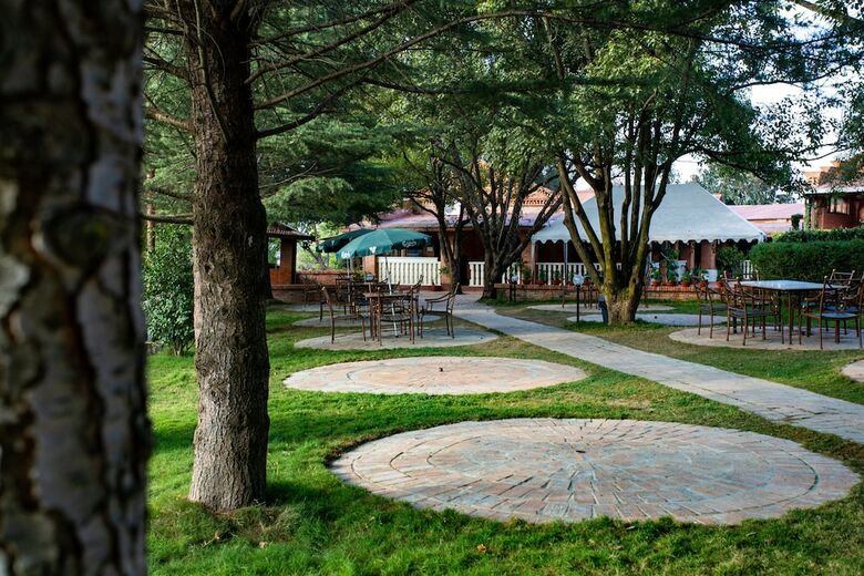 Hotel Godavari Village Resort