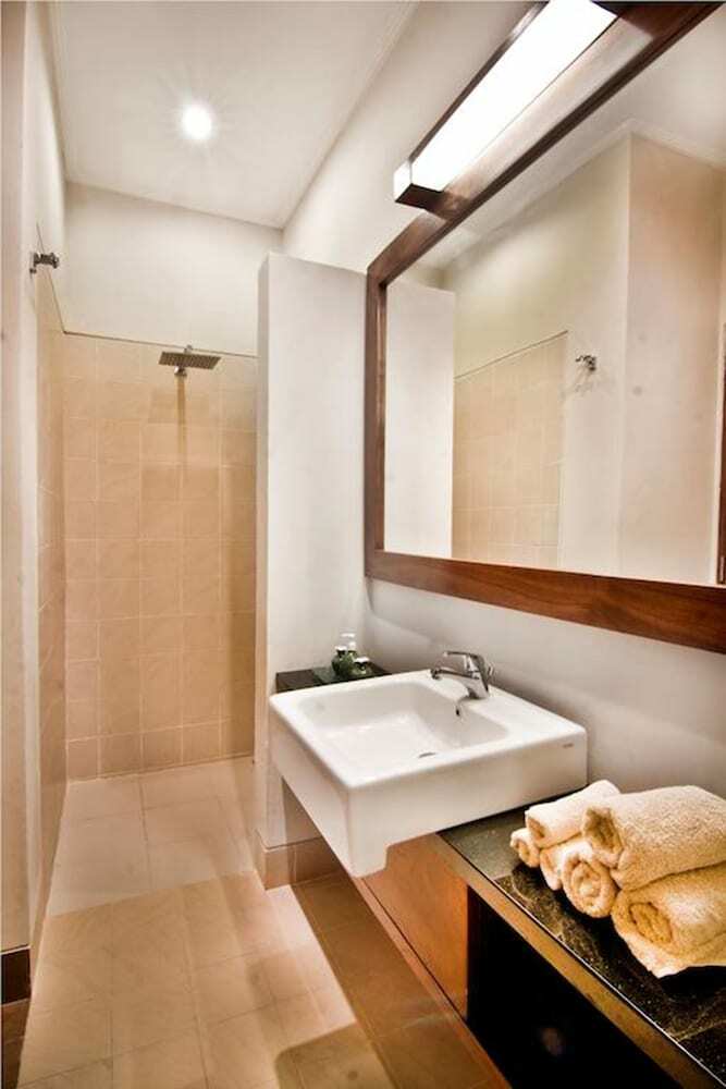 Hotel The Green Zhurga Suites