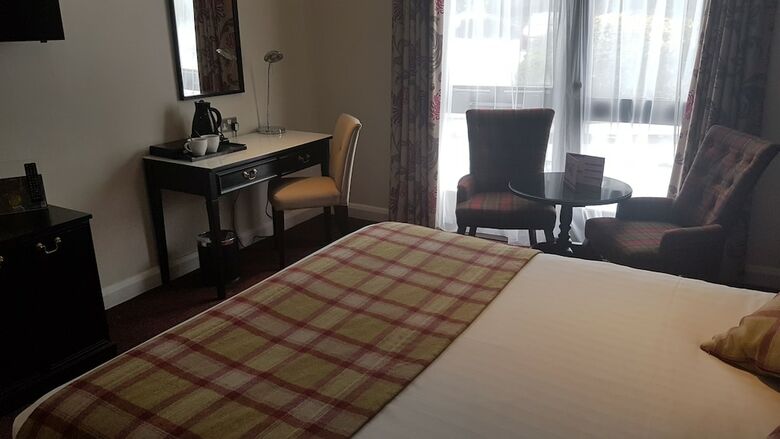 Stone House Hotel