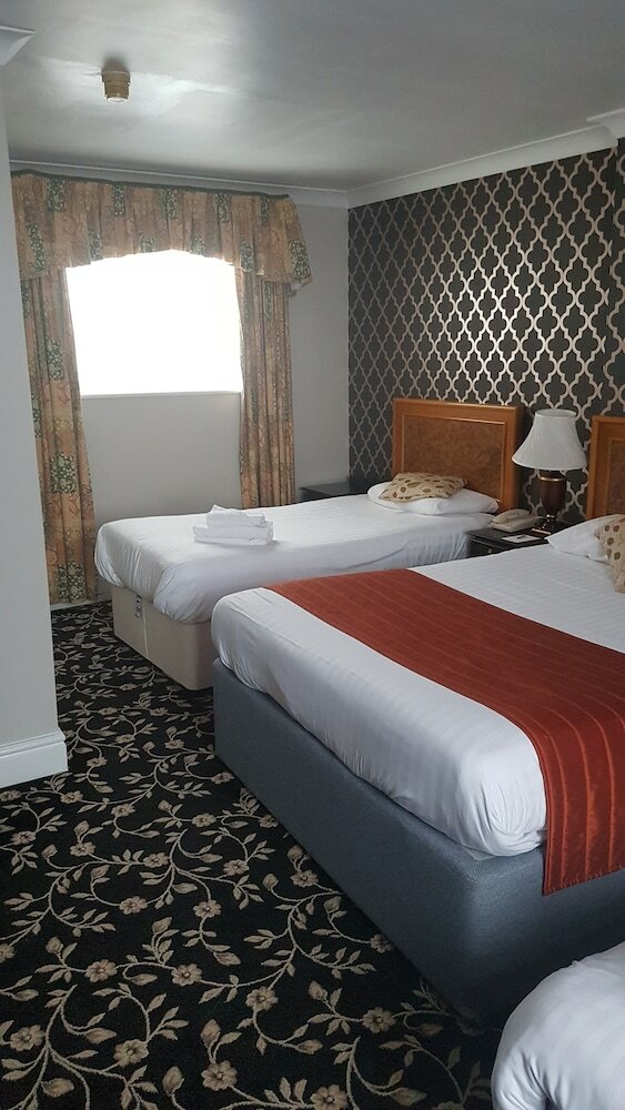Stone House Hotel