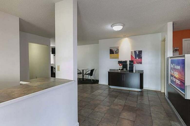 Motel Hilcrest Inn & Suites