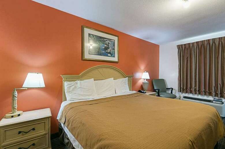Motel Hilcrest Inn & Suites