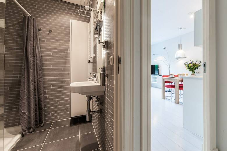 Short Stay Group Dapper Market Serviced Apartments