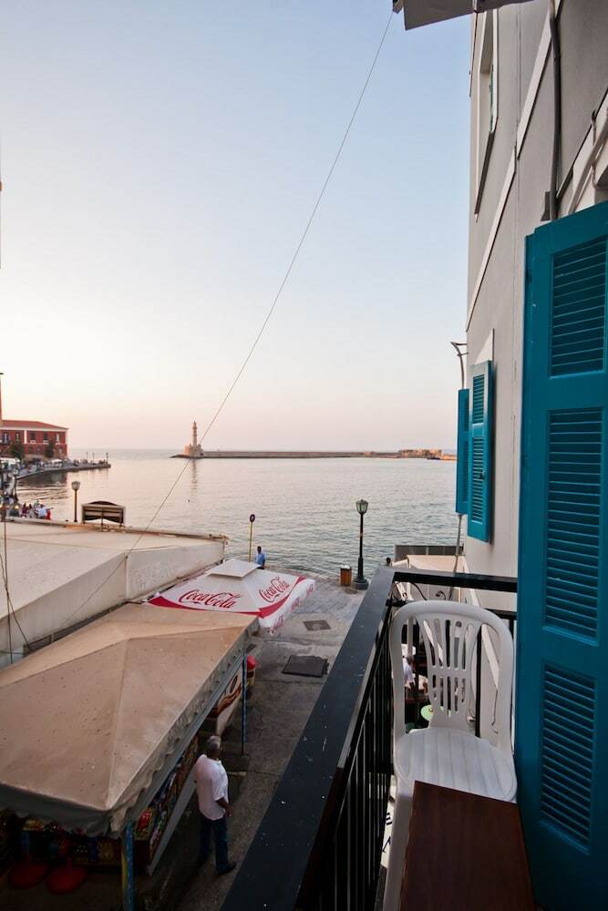 Lucia Hotel