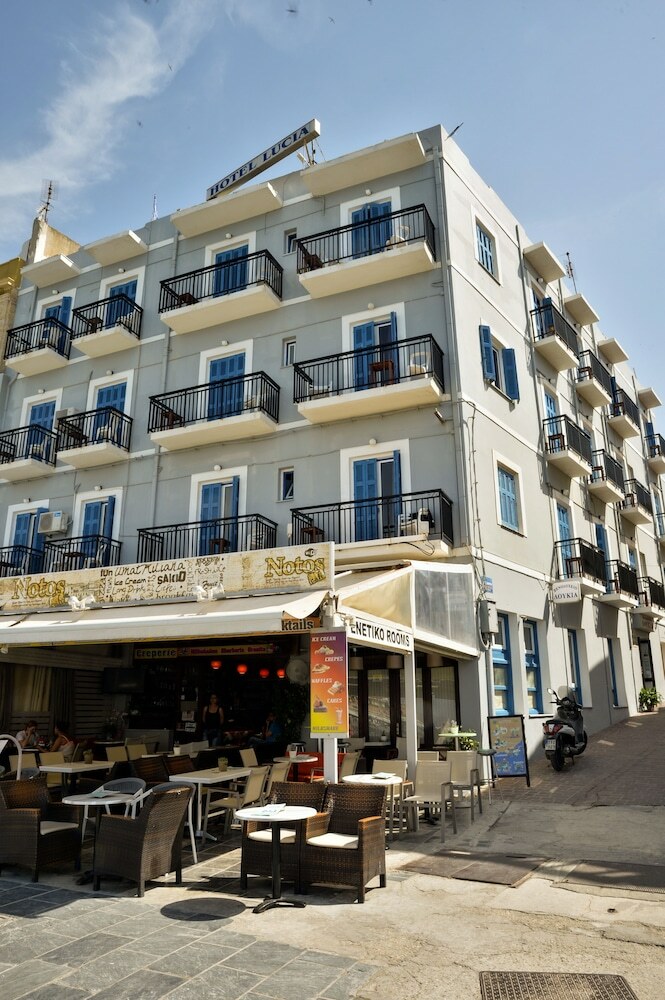 Lucia Hotel