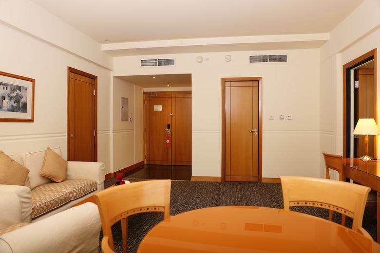 Aparthotel J5 Hotels - Port Saeed