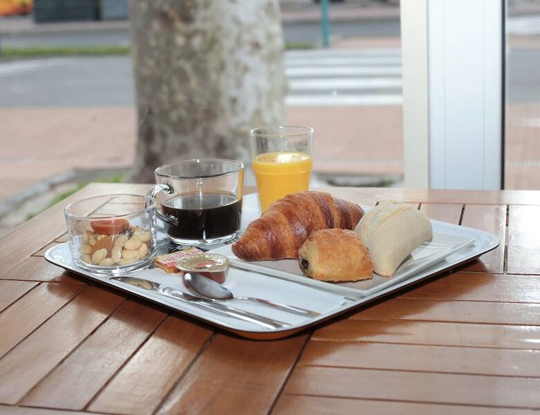 Hotel H�tel Pavillon Imp�rial
