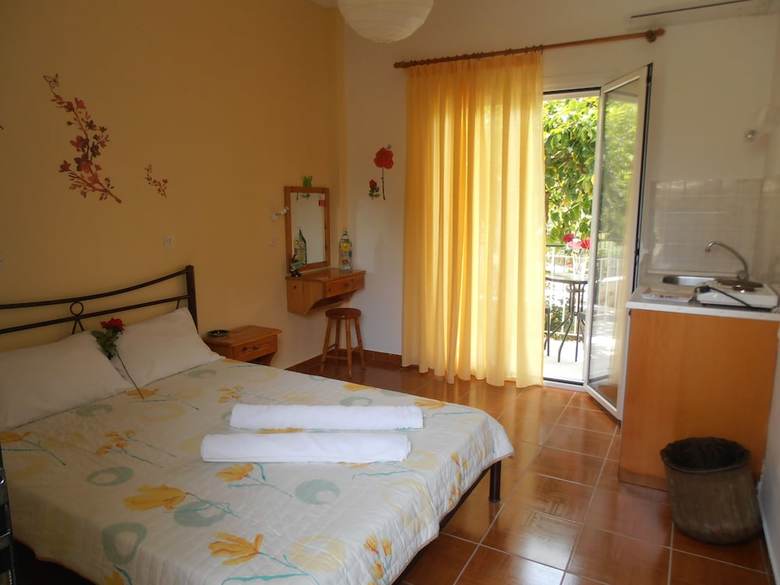 Apartamentos Elena's Garden