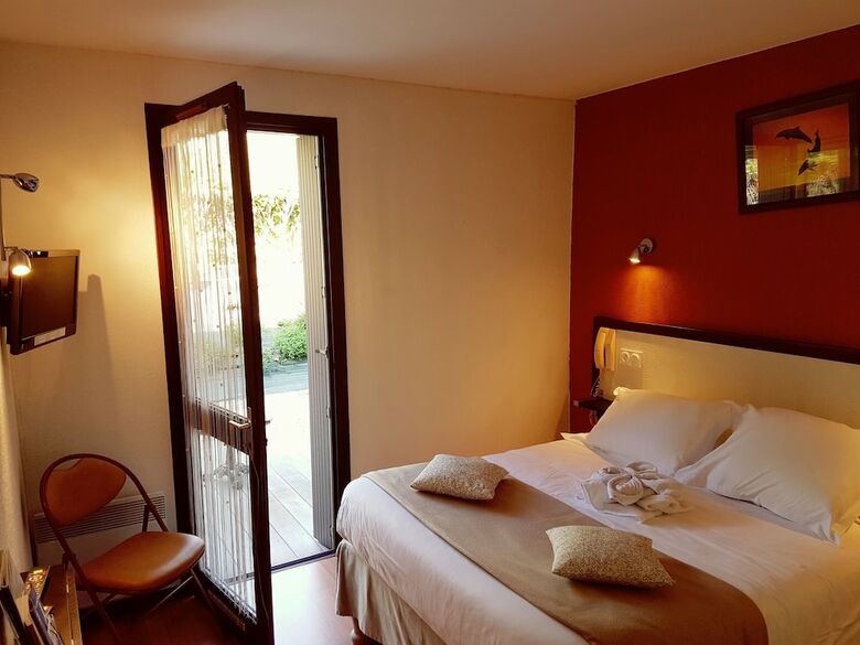 Hotel H�tel Les Gabarres