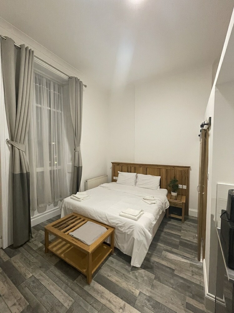 Beiroom Hyde Park Apartments
