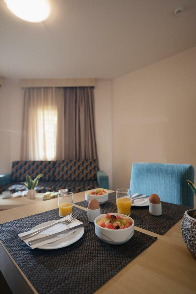 Aparthotel Molos Bay Hotel