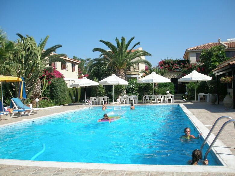 Aparthotel Tavros Hotel Apartments