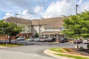 Suburban Extended Stay Hotel