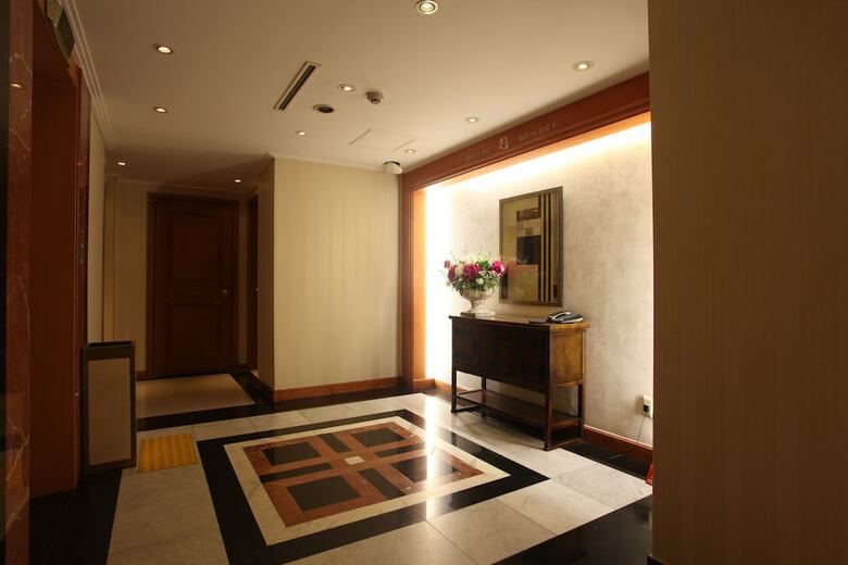 Karak Tourist Hotel