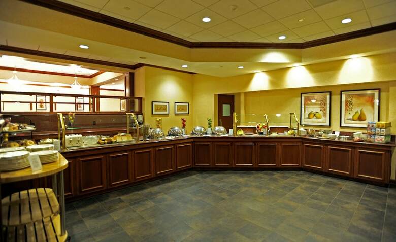 Hotel Doubletree By Hilton Pittsburgh Green Tree