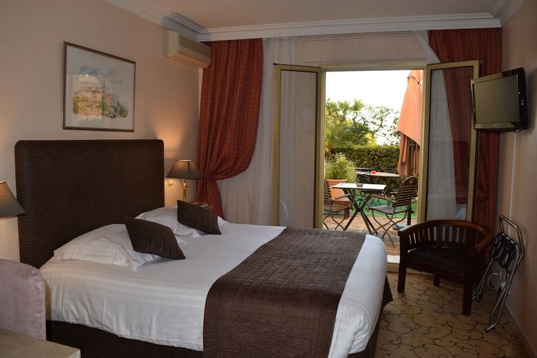 Hotel H�tel Le Petit Palais