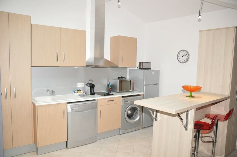 Hotel Privil�ge H�tel & Apparts Eurociel Centre Com�die