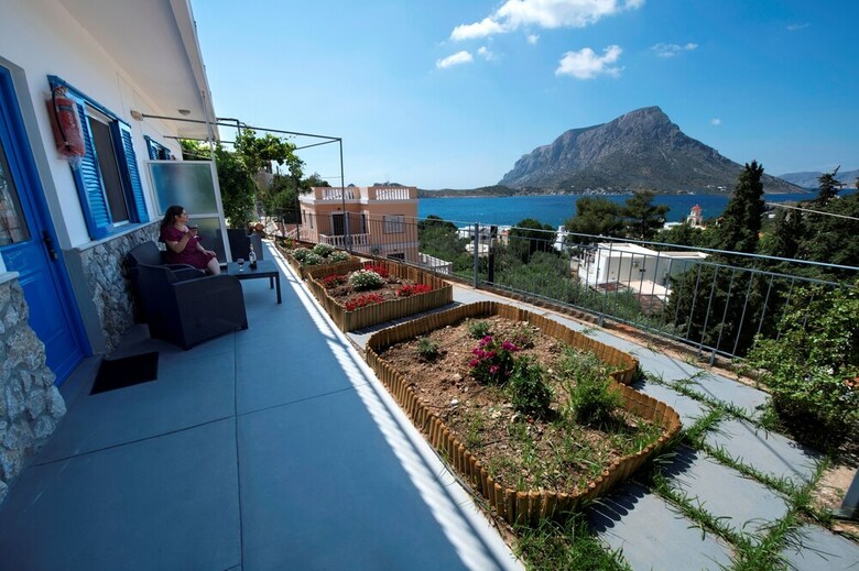 Panorama Studios & Apartments