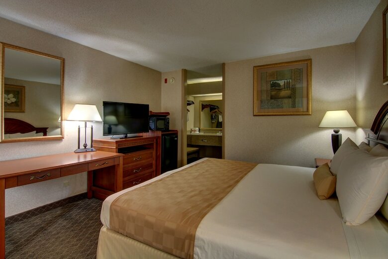 Hotel Ramada By Wyndham Macon