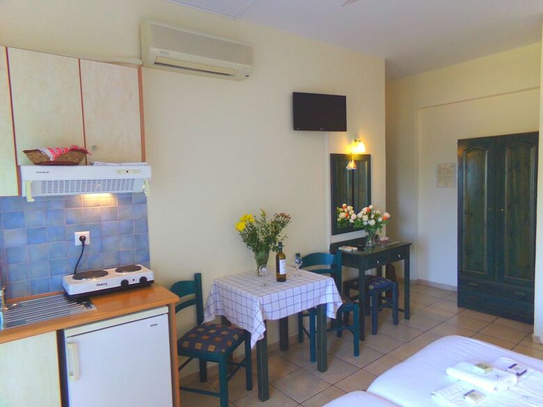 Apartamentos Katerina Seaside Studios