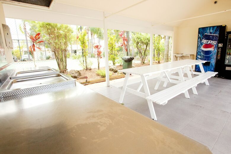 Hotel Isle Of Palms Resort