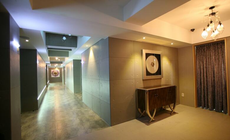 Suwon Reve Hotel