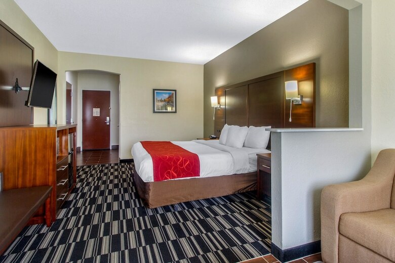Hotel Comfort Suites