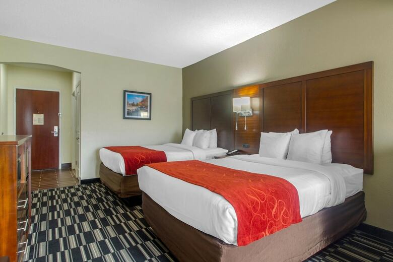Hotel Comfort Suites