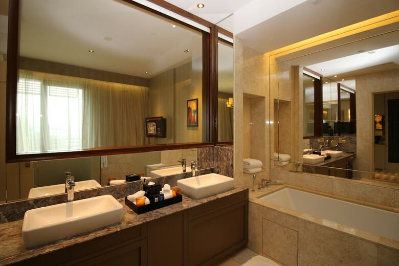 Resorts World Sentosa - Equarius Hotel
