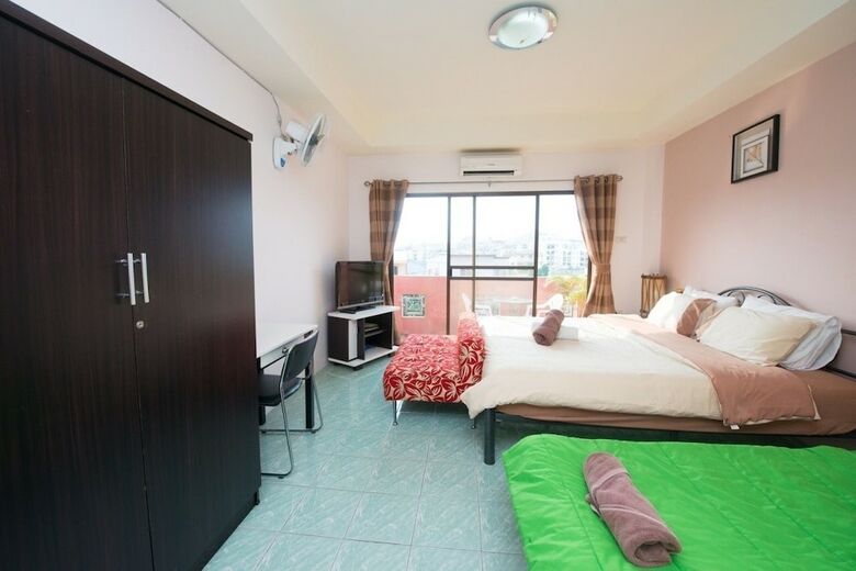 Hotel Pattaya Holiday Lodge