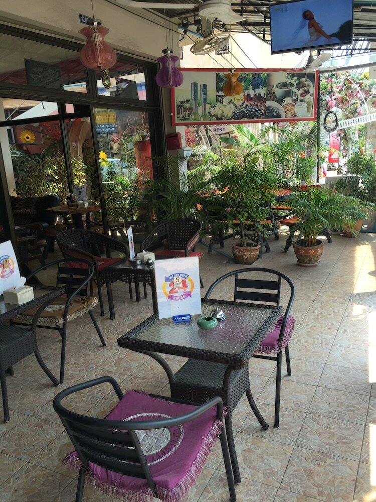 Hotel Pattaya Holiday Lodge
