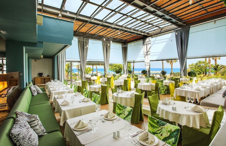 Ilio Mare Resort Hotel