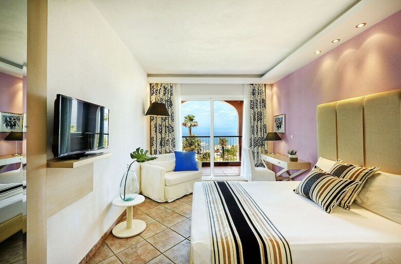 Ilio Mare Resort Hotel