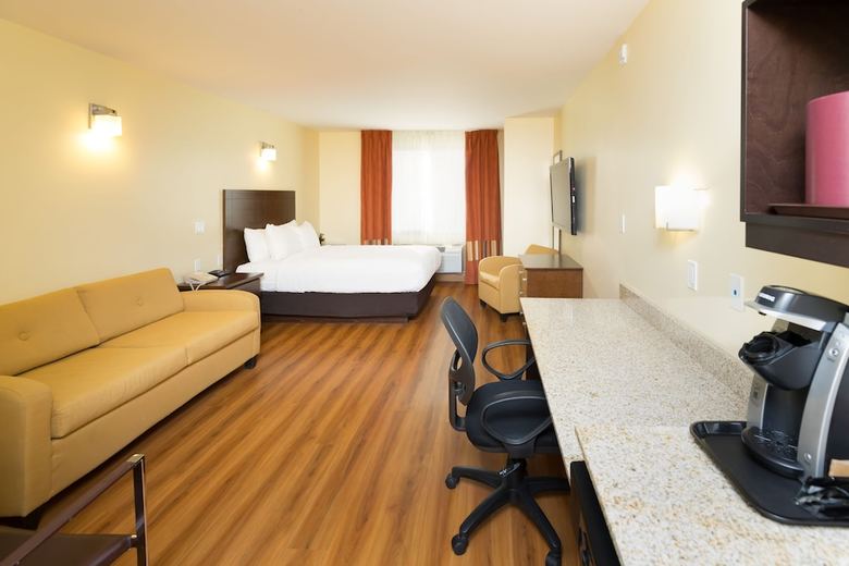 Hotel Quality Inn & Suites