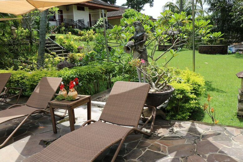 Hotel Puri Bunga Cottages