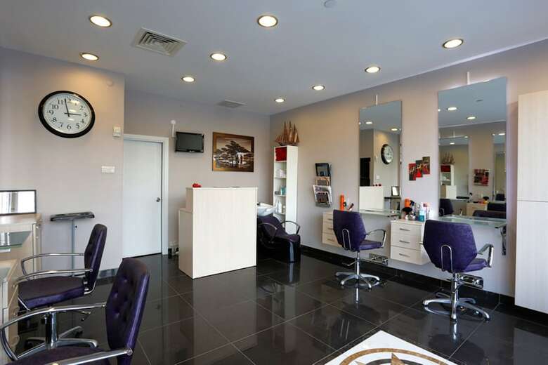 Aparthotel Flora Suites