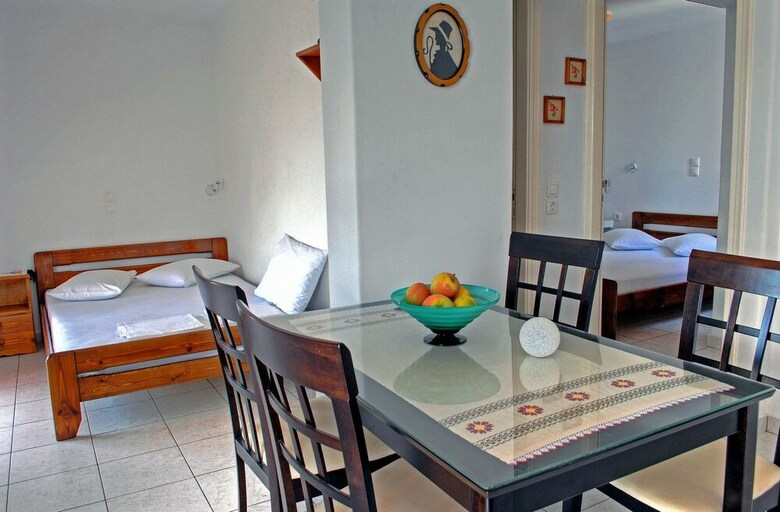 Hotel Kapetanos Rooms