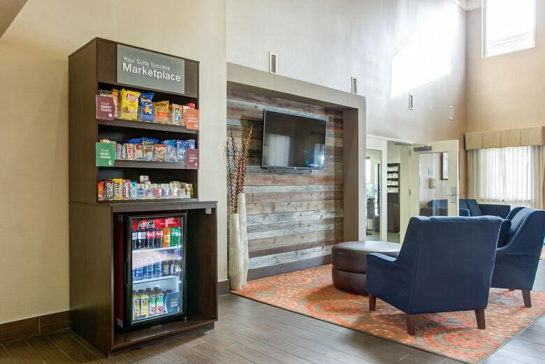 Hotel Comfort Suites