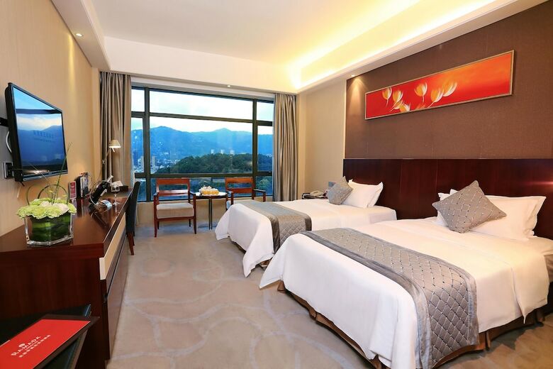 Hotel Ramada Longyan