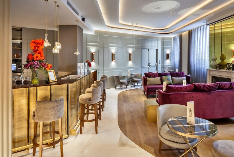 Hotel Barcel� Emperatriz