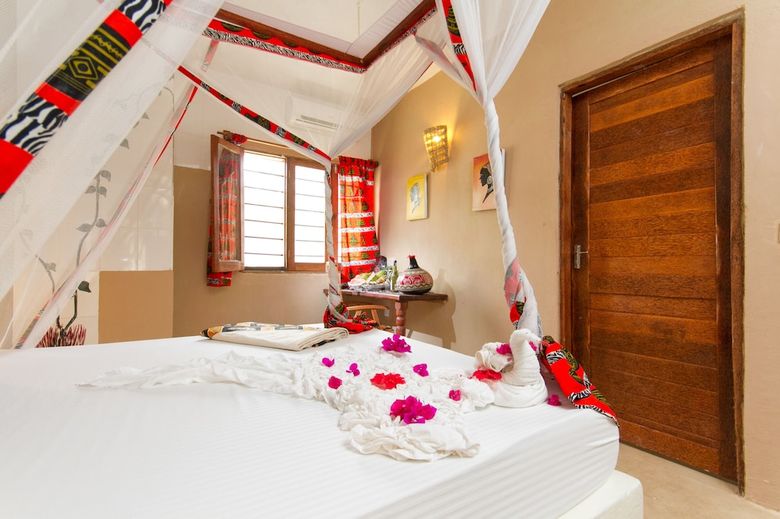 Hotel Paradise Beach Resort