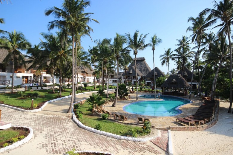 Hotel Paradise Beach Resort