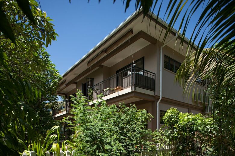Le Repaire - Boutique Hotel & Restaurant