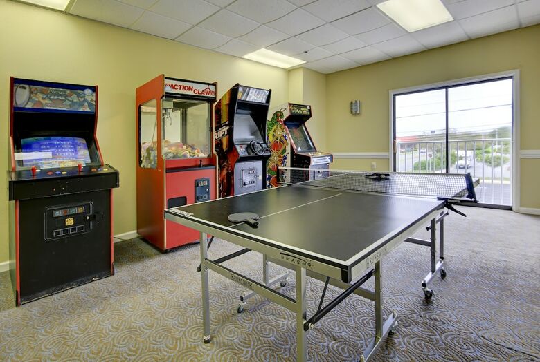 Apartamento Coastal Palms Inn & Suites