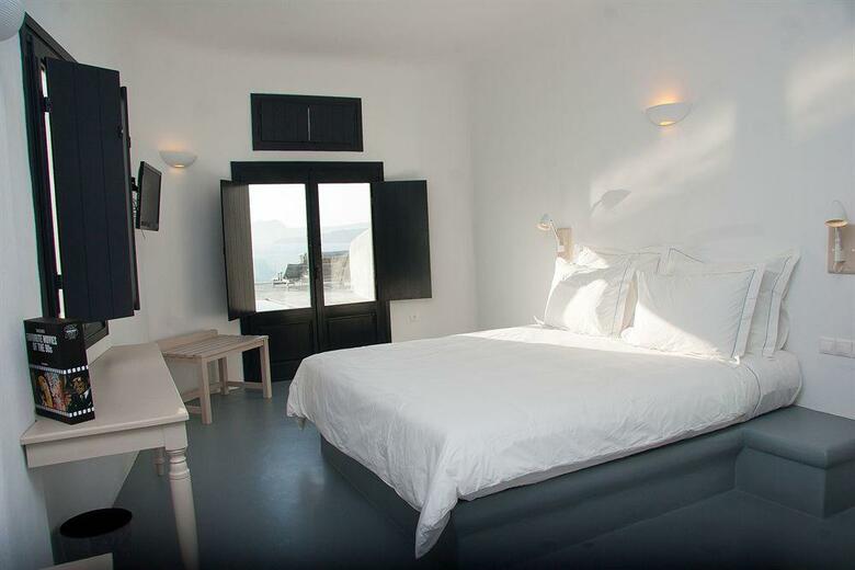 Ambassador Aegean Luxury Hotel And Suites