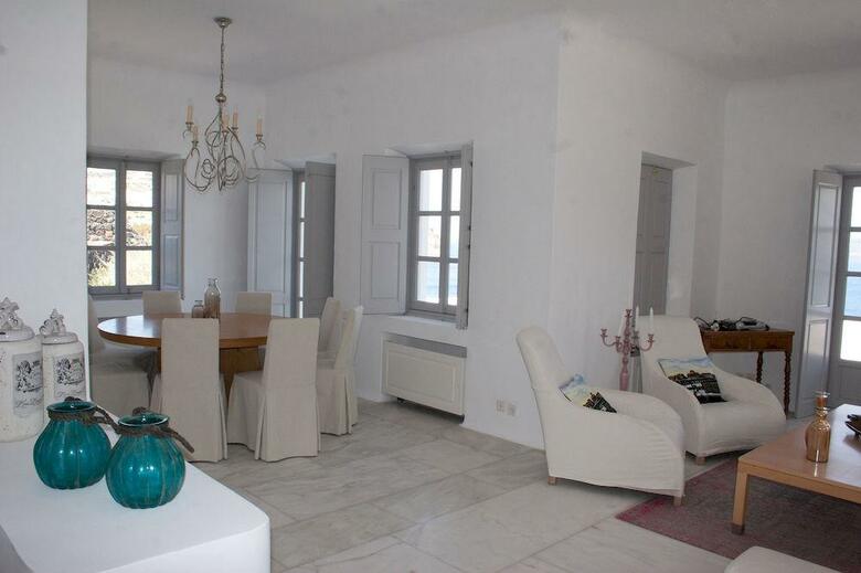 Ambassador Aegean Luxury Hotel And Suites
